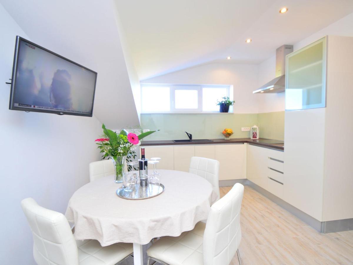 Apartment Rina-3 By Interhome Vodice Eksteriør billede